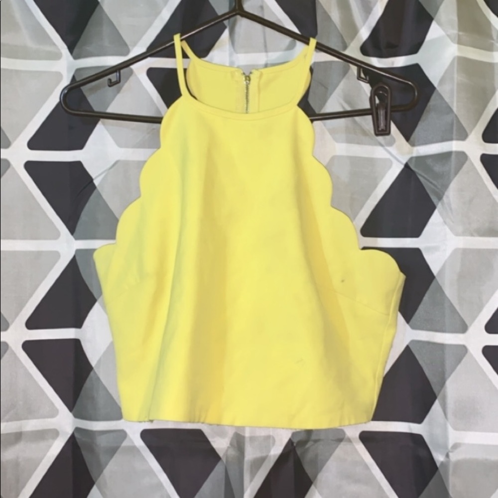 SIZE L Forever21 Yellow Scallop Crop Top